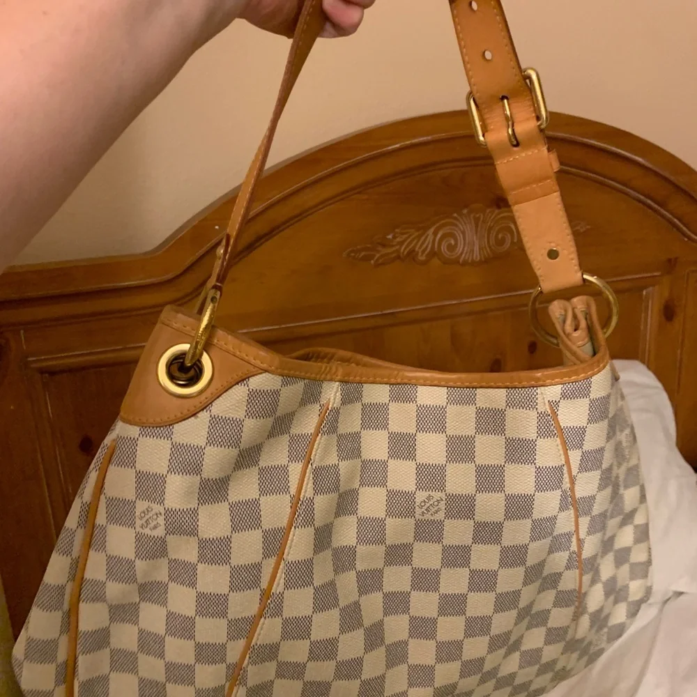 Authentic, like new, great condition Luise Vuitton hobo, cream checkers …